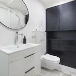Exclusive Amsterdam Stay Modern Luxury & Comfort