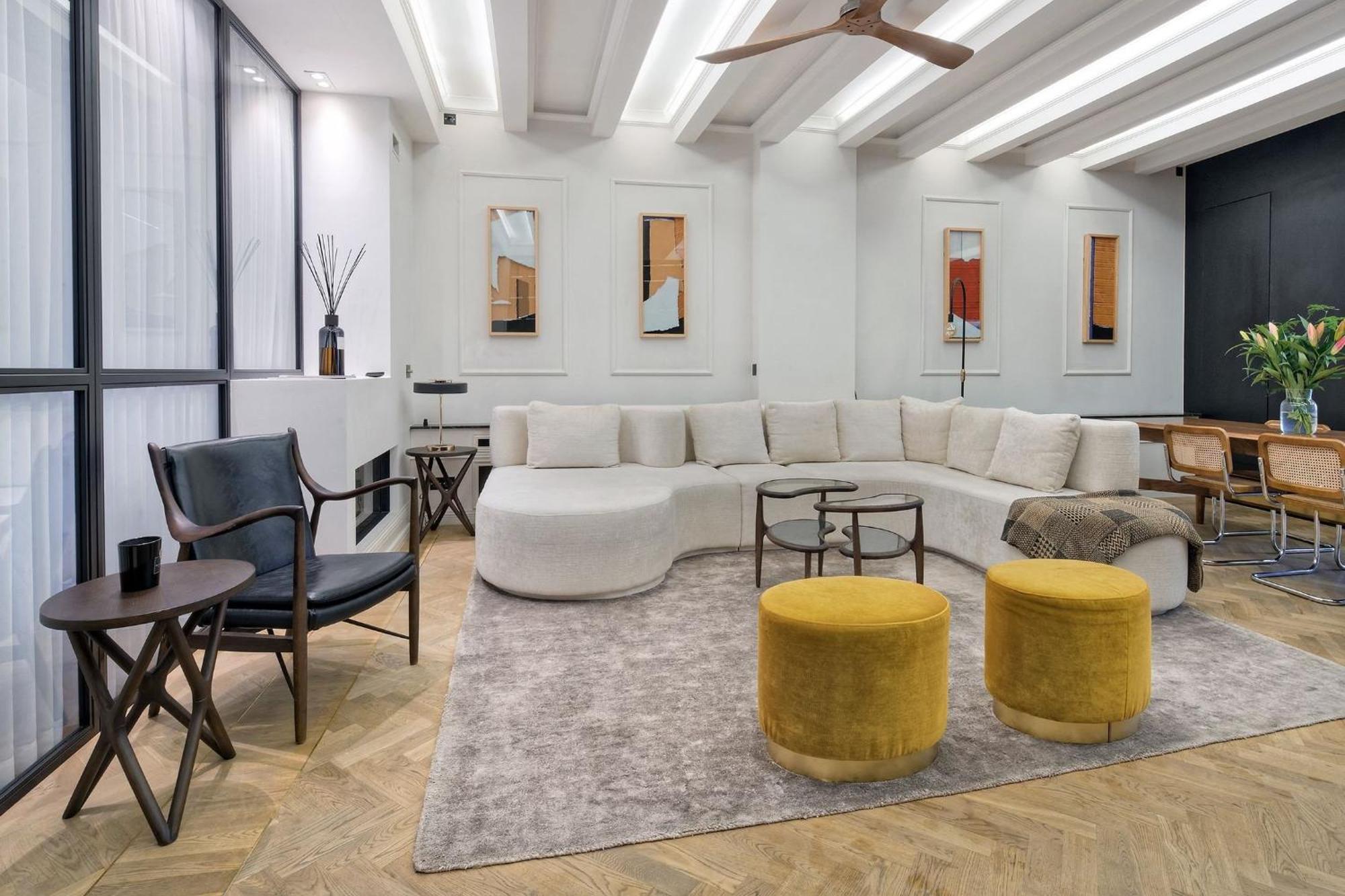 Exclusive Amsterdam Stay Modern Luxury & Comfort *