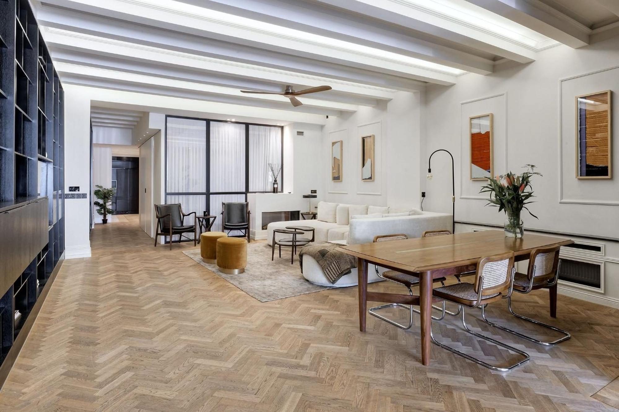 Exclusive Amsterdam Stay Modern Luxury & Comfort